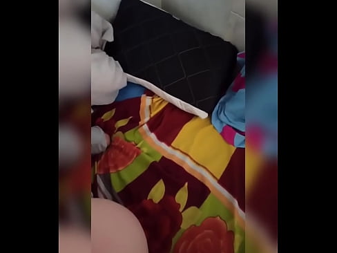 ❤️ Nire gelakidea etxean bakarrik geratzen da, bere senarra oporretara joaten delako eta nik izorratzeko eta ipurdia esnez betetzeko aprobetxatzen dut ❤ Izorratu bideoa  %eu.ttsex.ruan ❌️
